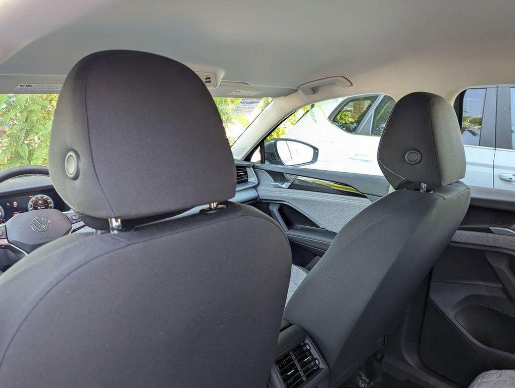 new 2025 Volkswagen Tiguan car, priced at $32,382