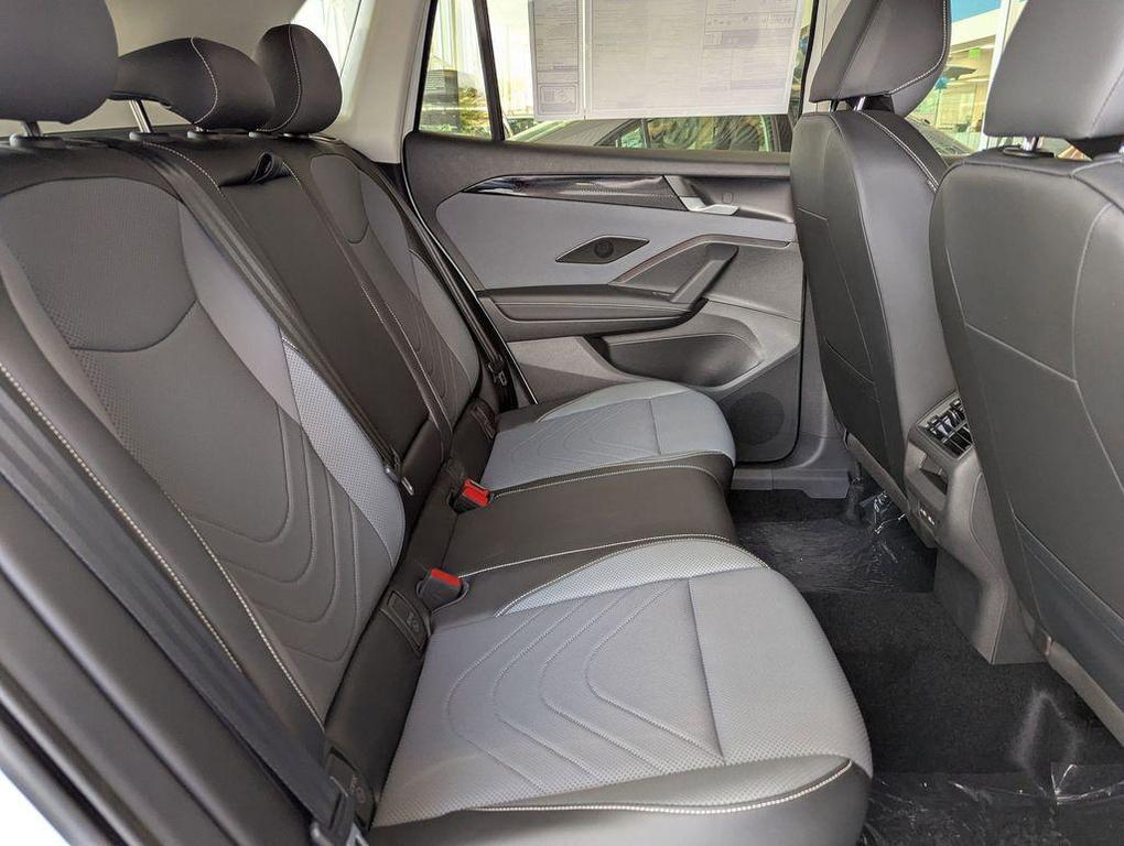 new 2025 Volkswagen Tiguan car, priced at $34,421