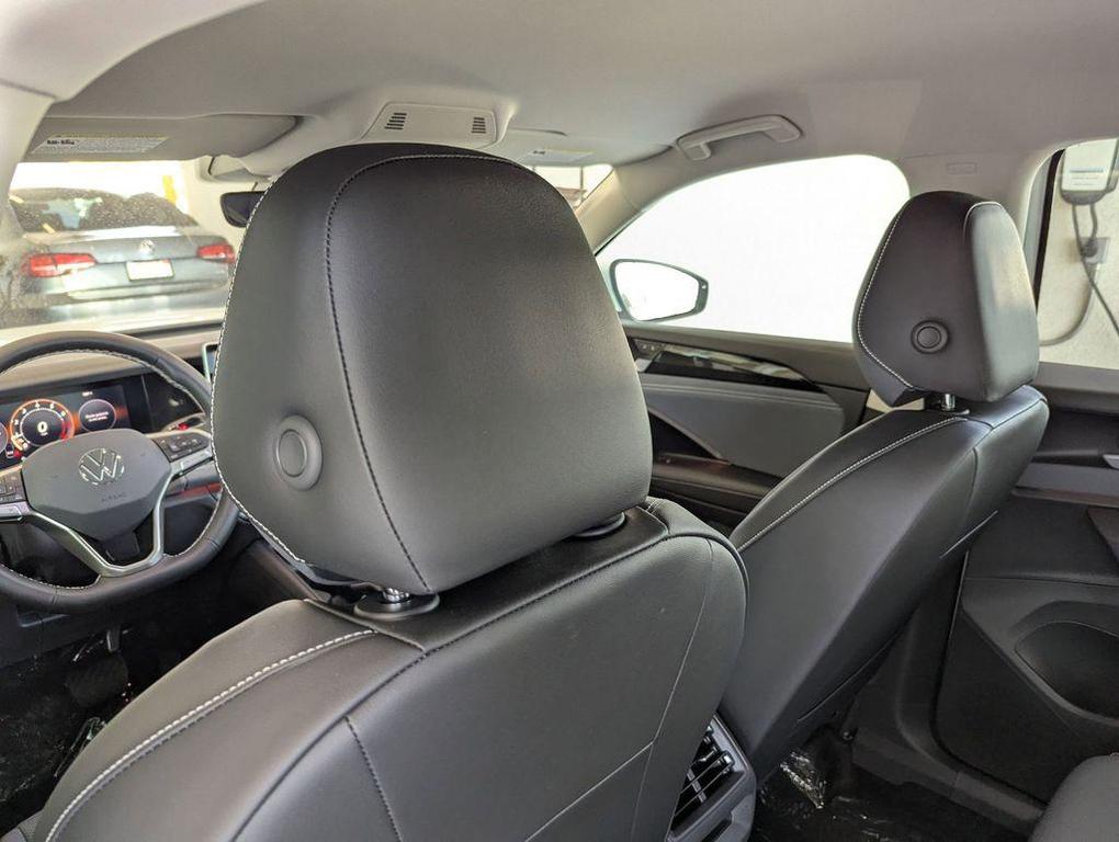 new 2025 Volkswagen Tiguan car, priced at $34,421