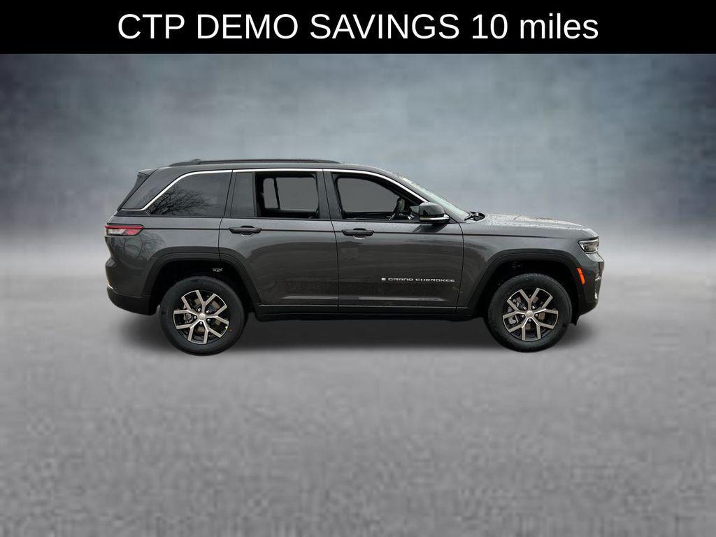 new 2025 Jeep Grand Cherokee car, priced at $41,624