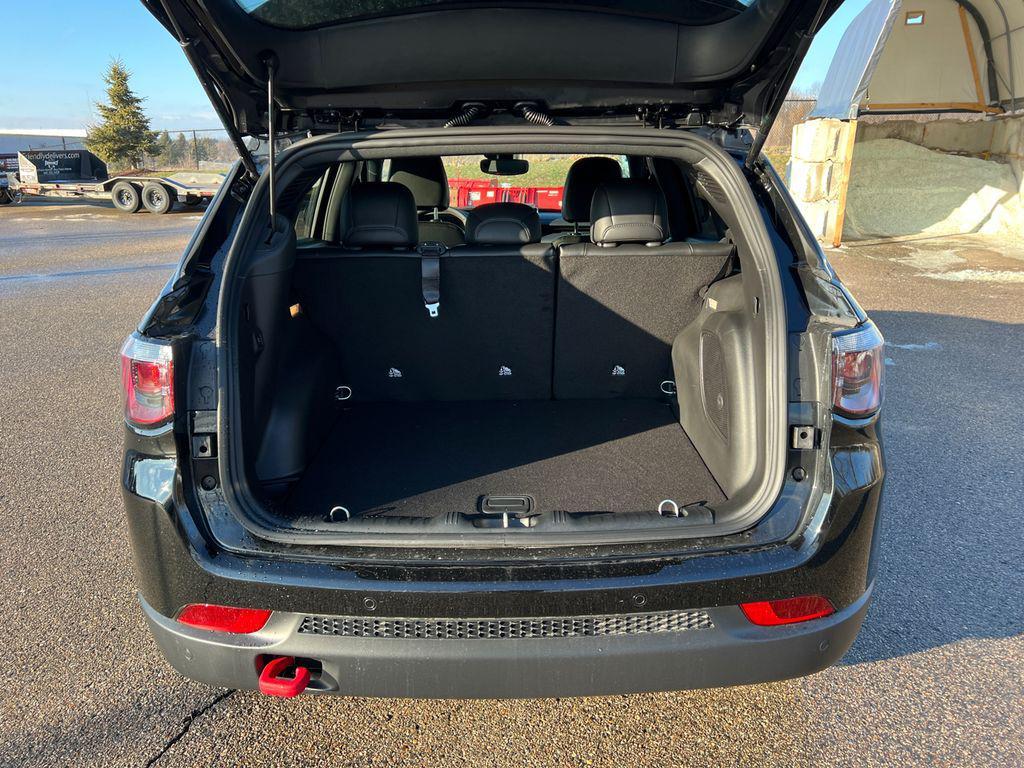 new 2026 Jeep Compass car, priced at $31,917