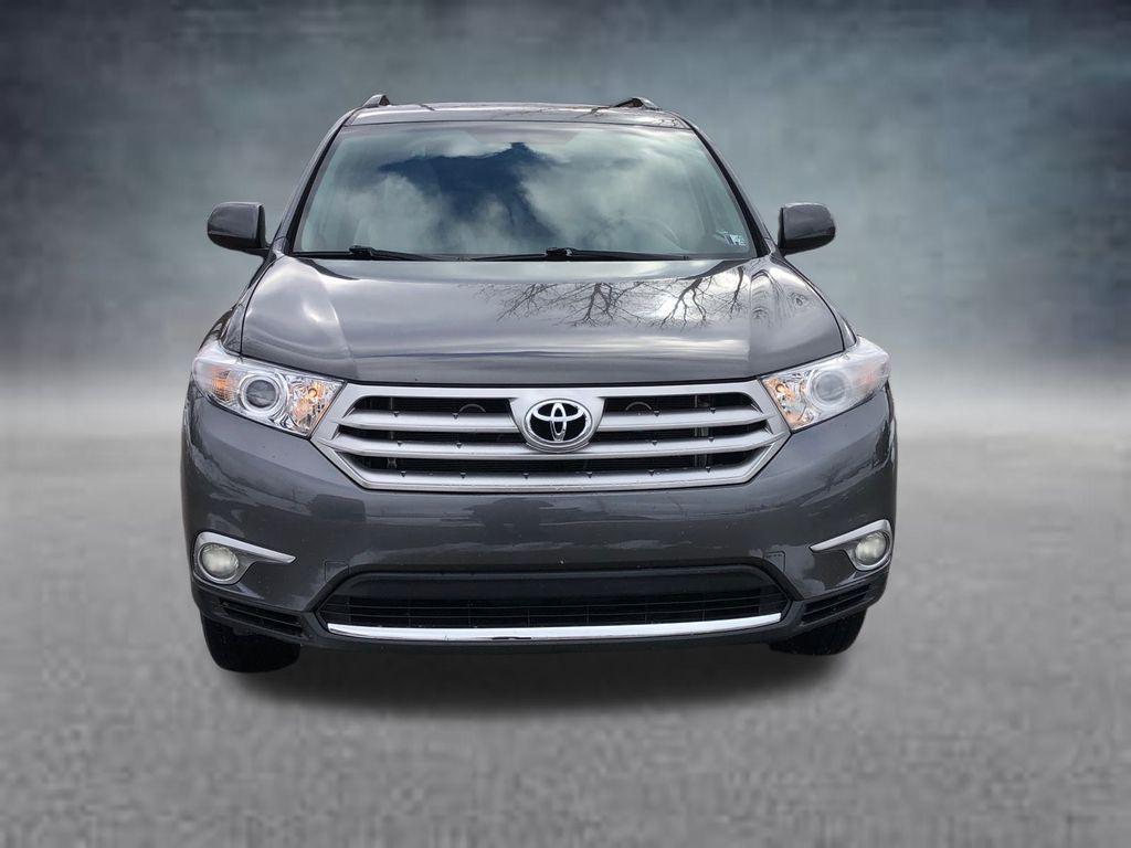 used 2013 Toyota Highlander car, priced at $13,968