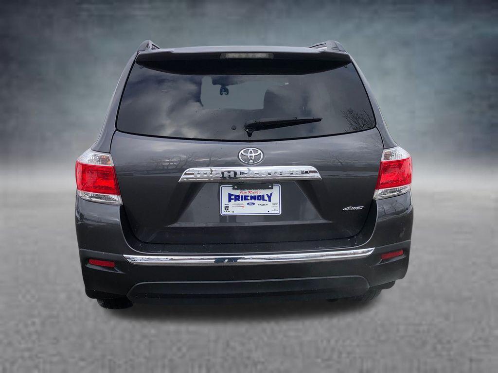 used 2013 Toyota Highlander car, priced at $13,968