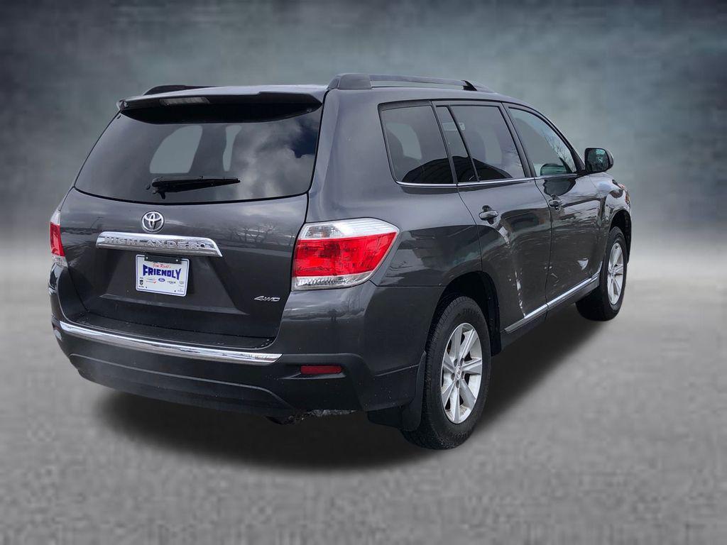 used 2013 Toyota Highlander car, priced at $13,968