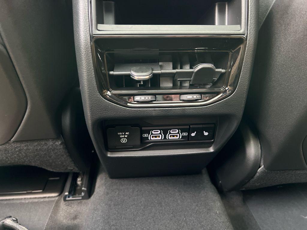 new 2025 Jeep Grand Cherokee car, priced at $42,058