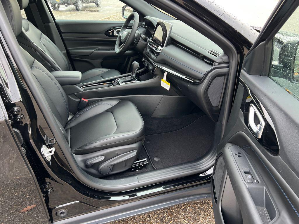 new 2026 Jeep Compass car, priced at $30,650