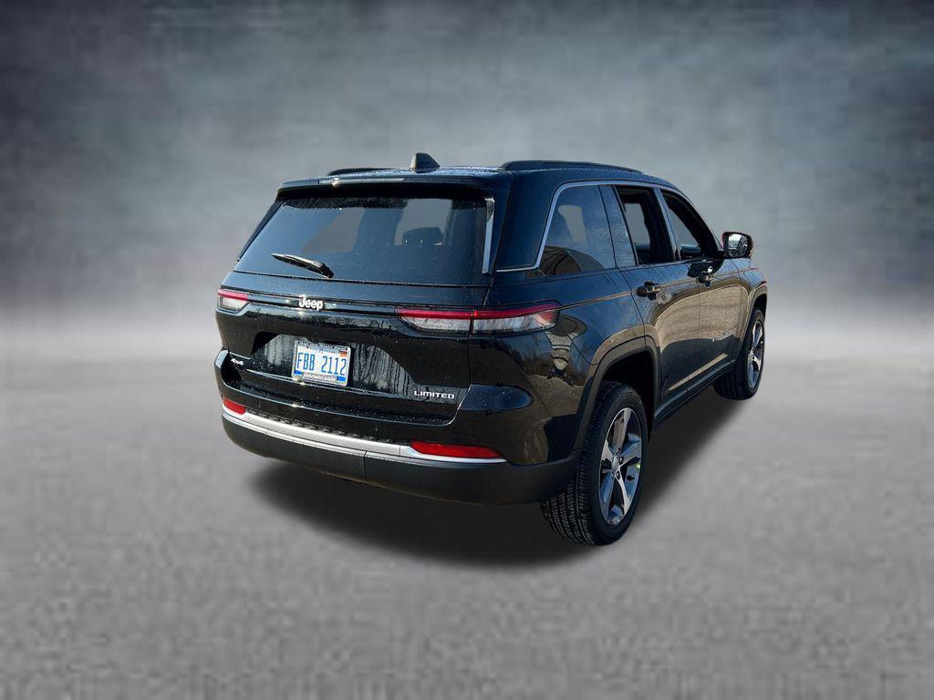 new 2026 Jeep Grand Cherokee car, priced at $38,873