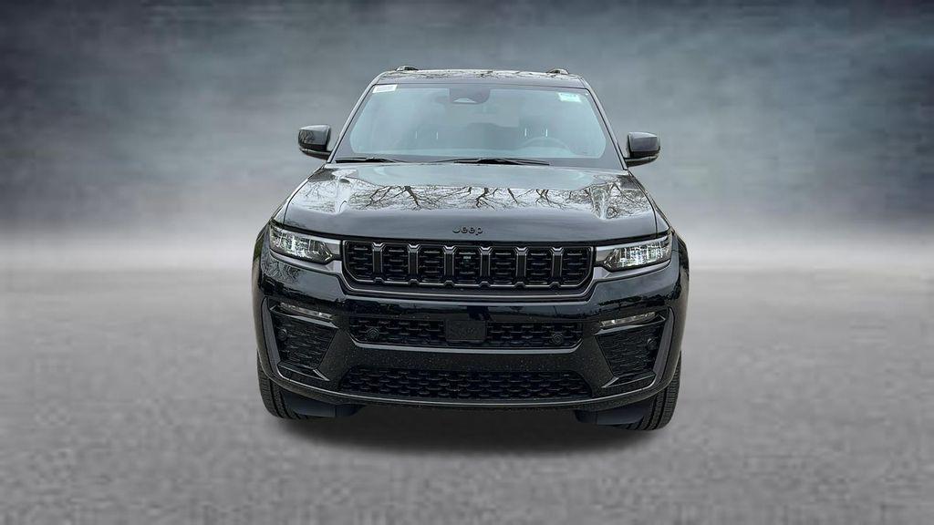 new 2026 Jeep Grand Cherokee car, priced at $44,925