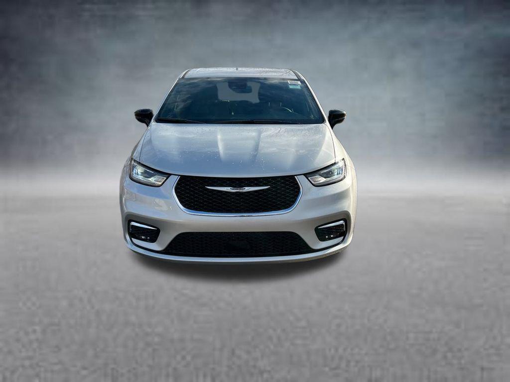 new 2026 Chrysler Pacifica car, priced at $42,815