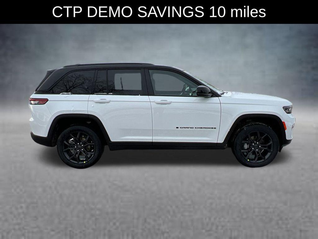new 2025 Jeep Grand Cherokee car, priced at $44,115