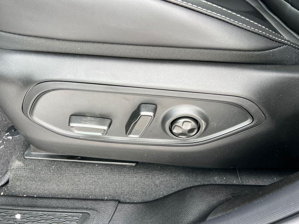 new 2025 Jeep Grand Cherokee car, priced at $44,115