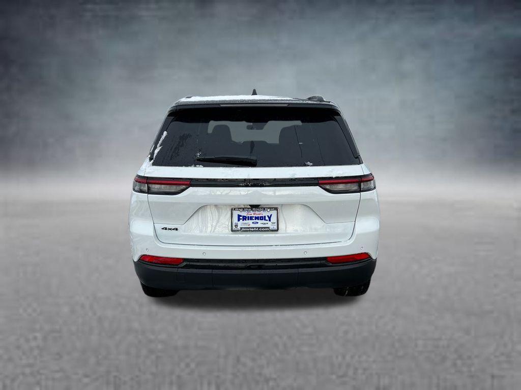 new 2025 Jeep Grand Cherokee car, priced at $44,115