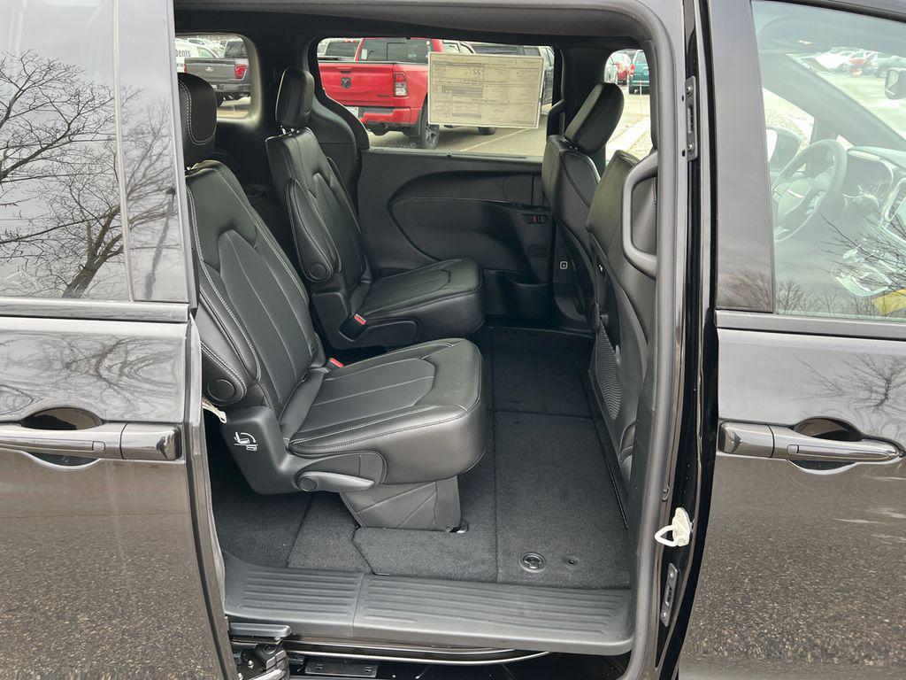 new 2026 Chrysler Pacifica car, priced at $41,210