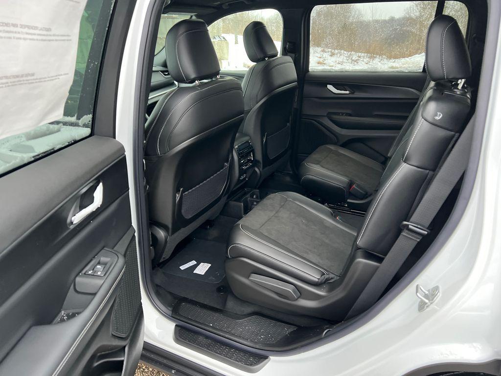 new 2025 Jeep Grand Cherokee L car, priced at $43,440