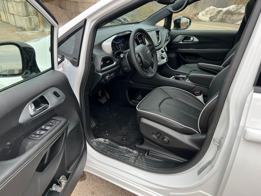 new 2026 Chrysler Pacifica car, priced at $48,803