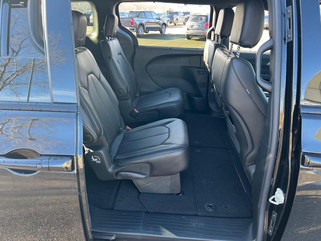new 2026 Chrysler Pacifica car, priced at $41,210