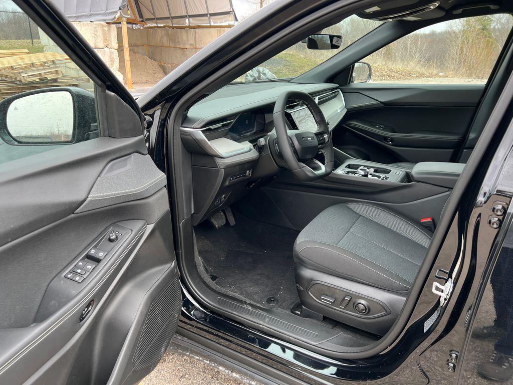 new 2026 Jeep Cherokee car, priced at $35,998