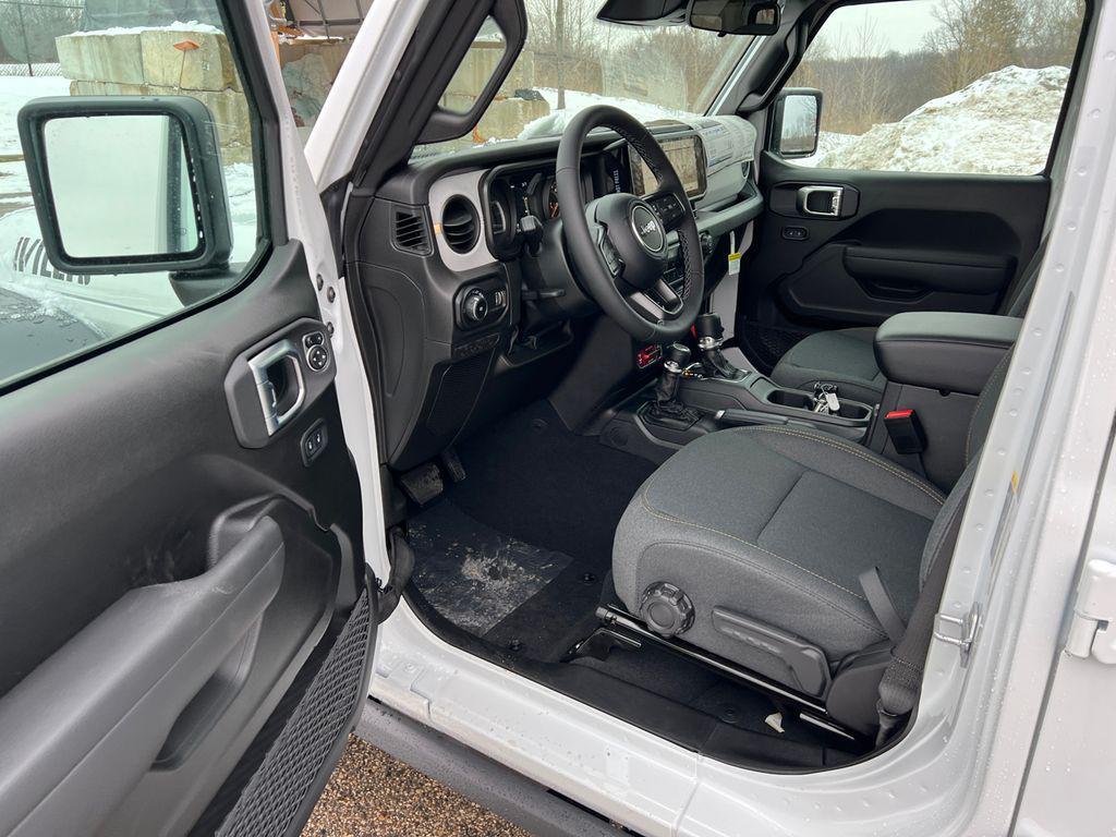 new 2026 Jeep Wrangler car, priced at $46,553