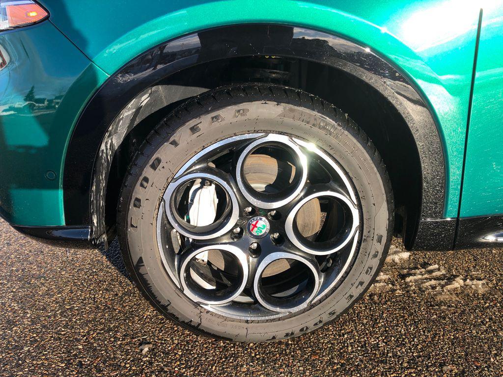 used 2024 Alfa Romeo Tonale car, priced at $26,057