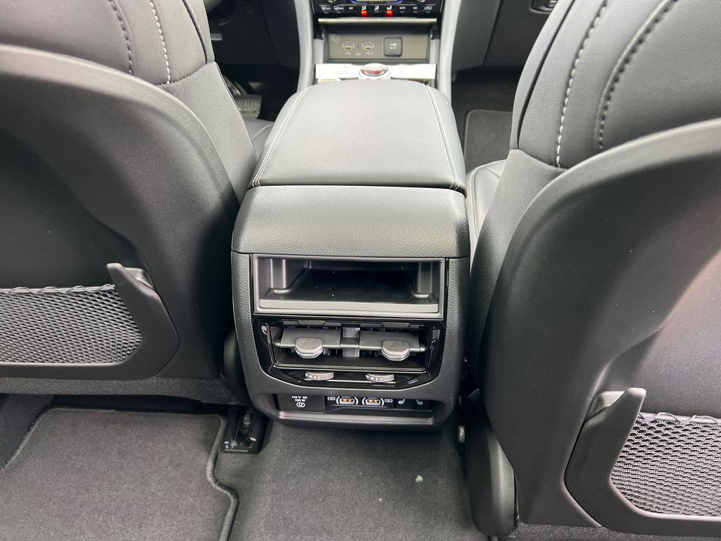 new 2025 Jeep Grand Cherokee car