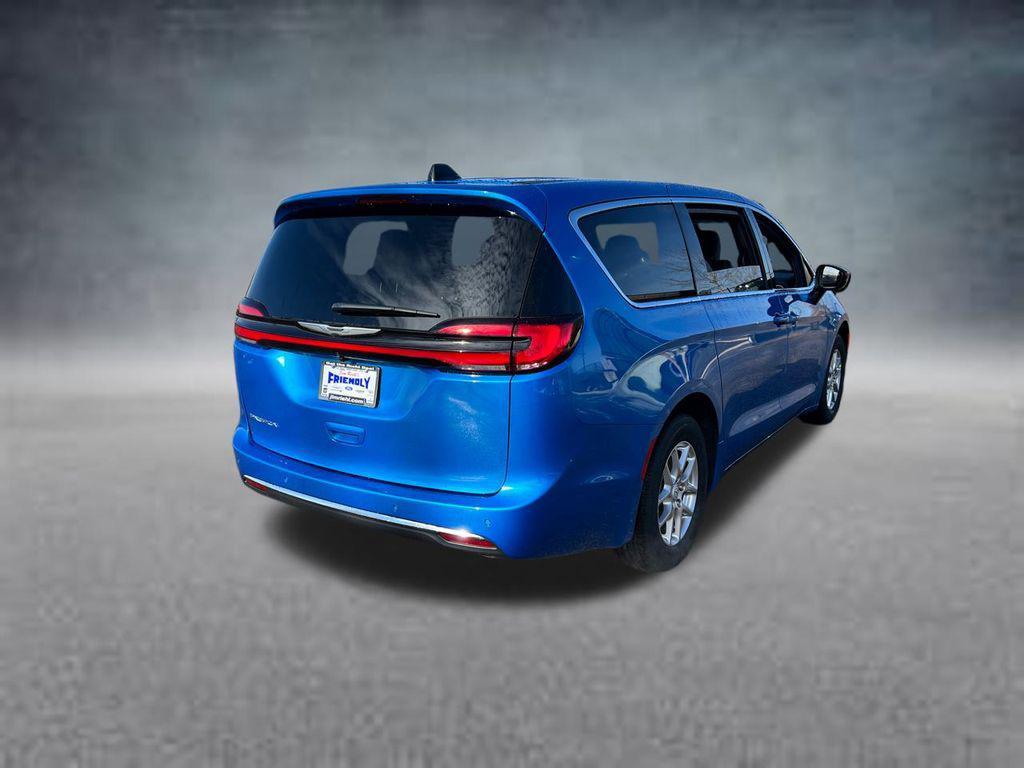 new 2026 Chrysler Pacifica car, priced at $39,465