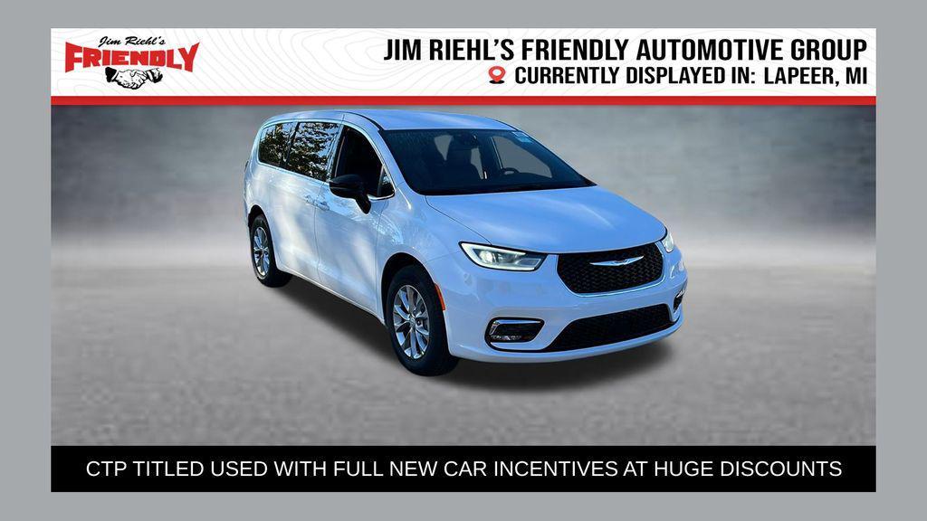 new 2026 Chrysler Pacifica car, priced at $43,622