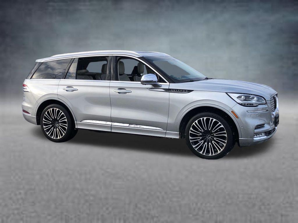 used 2020 Lincoln Aviator car, priced at $27,000