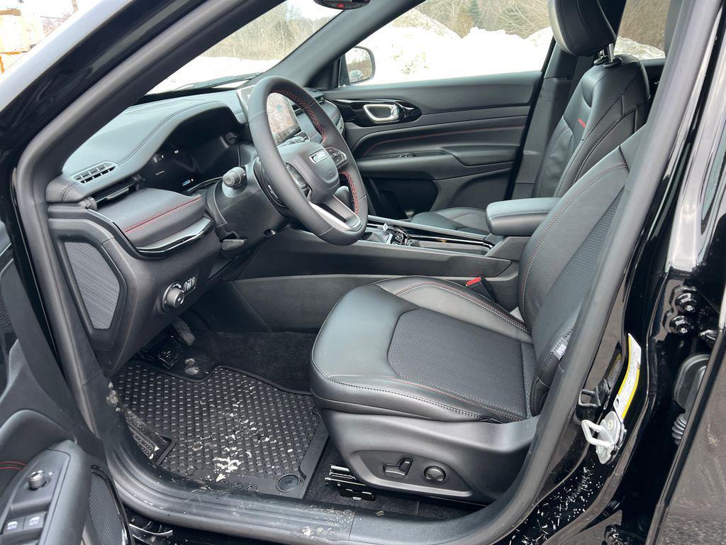 new 2026 Jeep Compass car, priced at $31,917