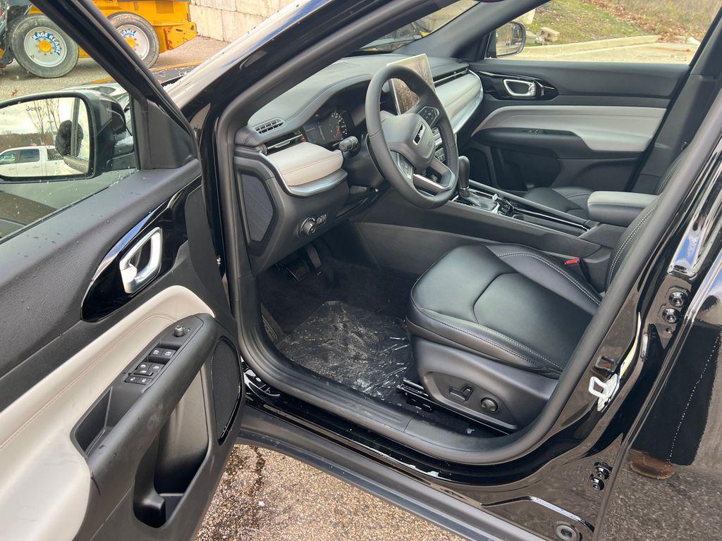 new 2026 Jeep Compass car, priced at $28,906