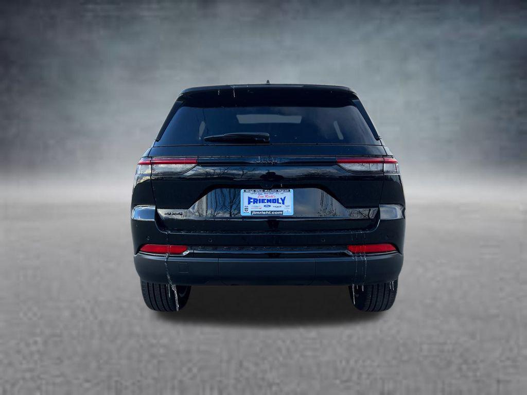 new 2025 Jeep Grand Cherokee car, priced at $42,058