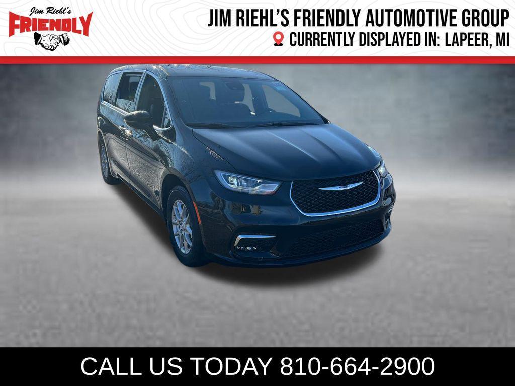 new 2026 Chrysler Pacifica car, priced at $38,791