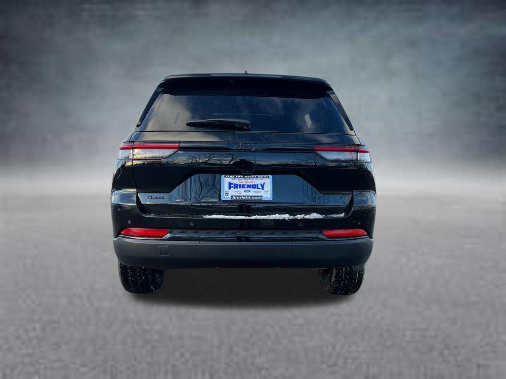 new 2025 Jeep Grand Cherokee car, priced at $40,931