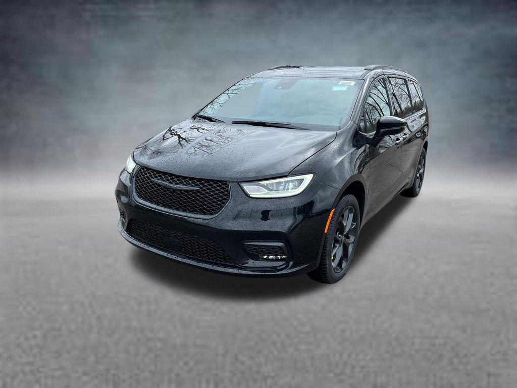 new 2026 Chrysler Pacifica car, priced at $41,853