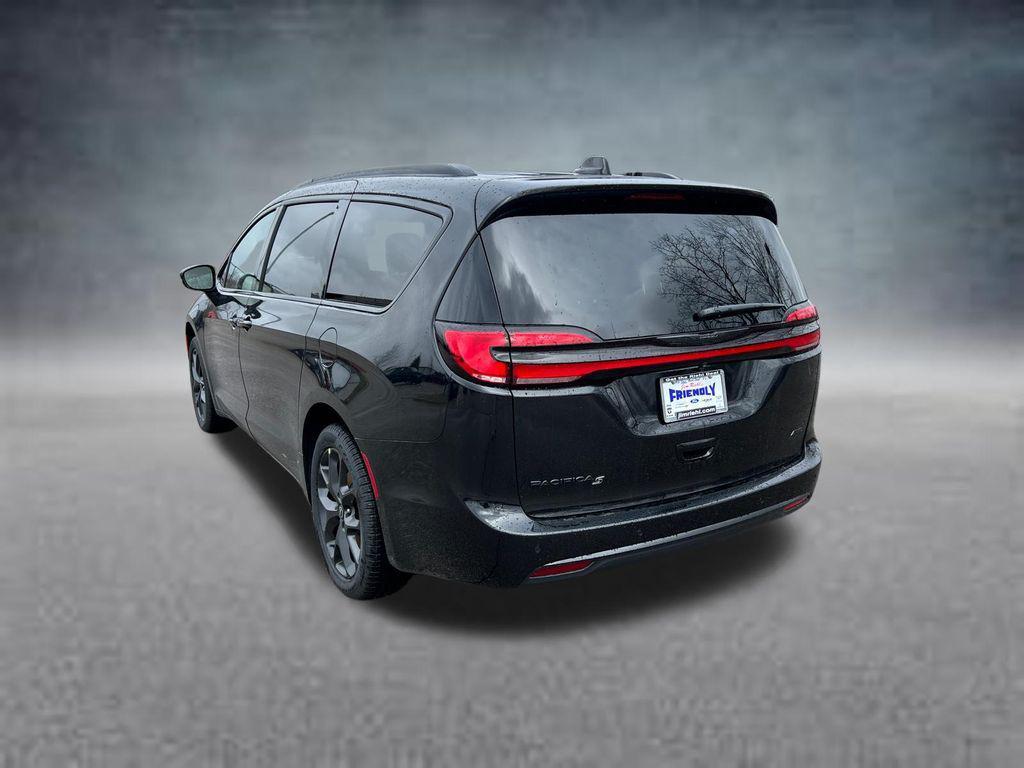 new 2026 Chrysler Pacifica car, priced at $41,853