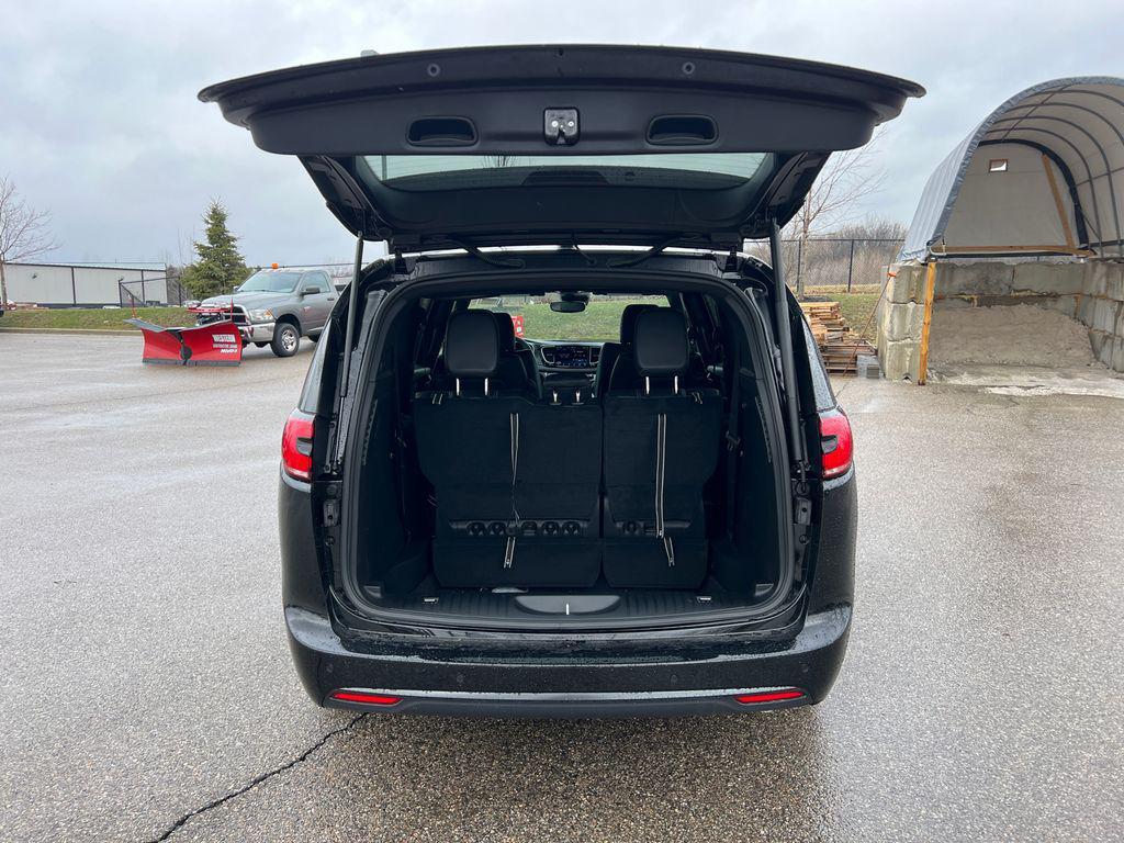 new 2026 Chrysler Pacifica car, priced at $41,853