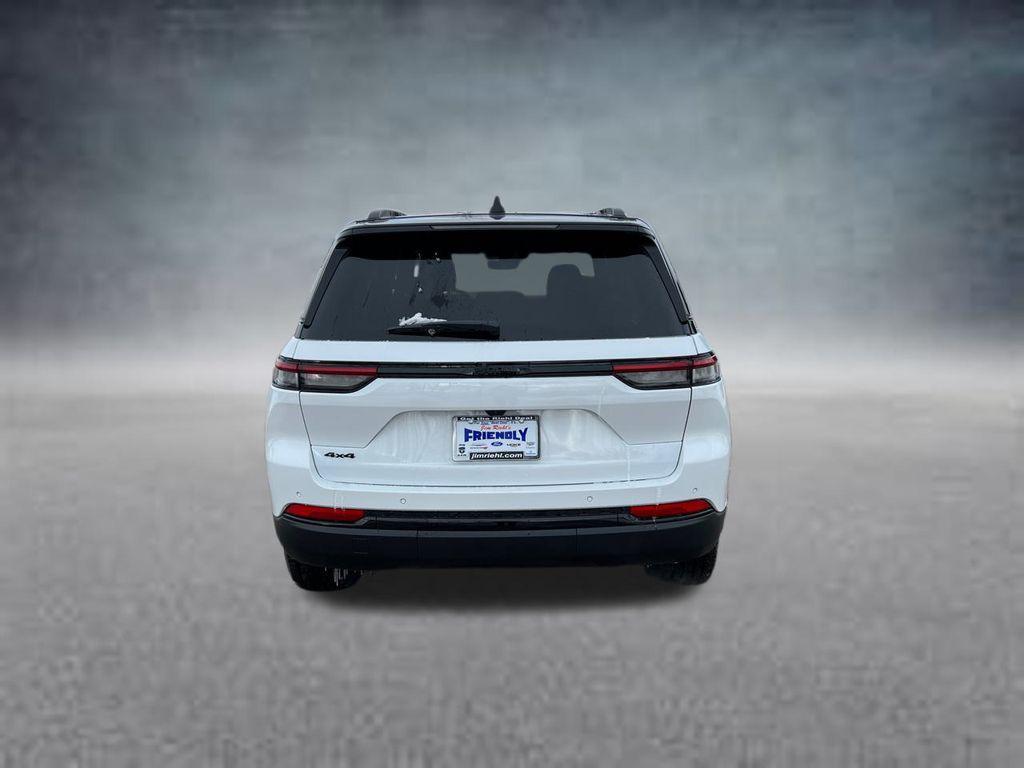 new 2025 Jeep Grand Cherokee car, priced at $44,514