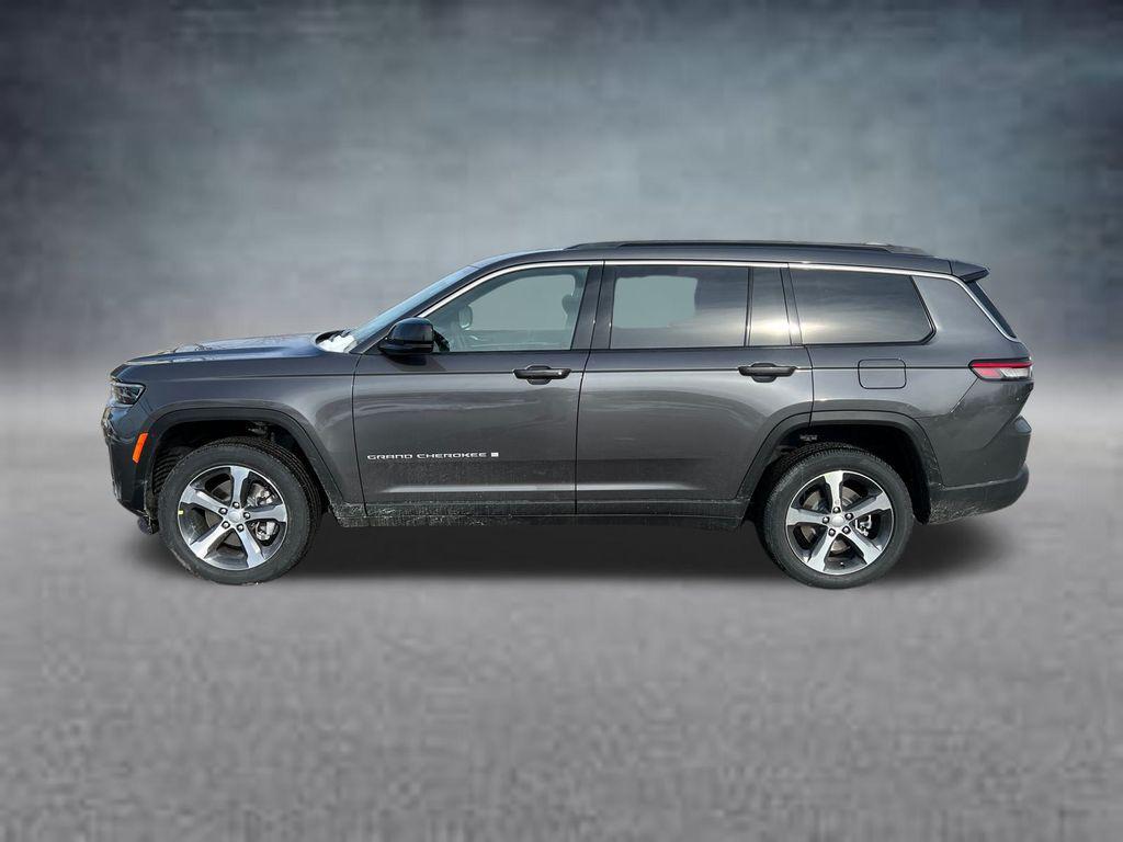 new 2026 Jeep Grand Cherokee L car, priced at $43,735