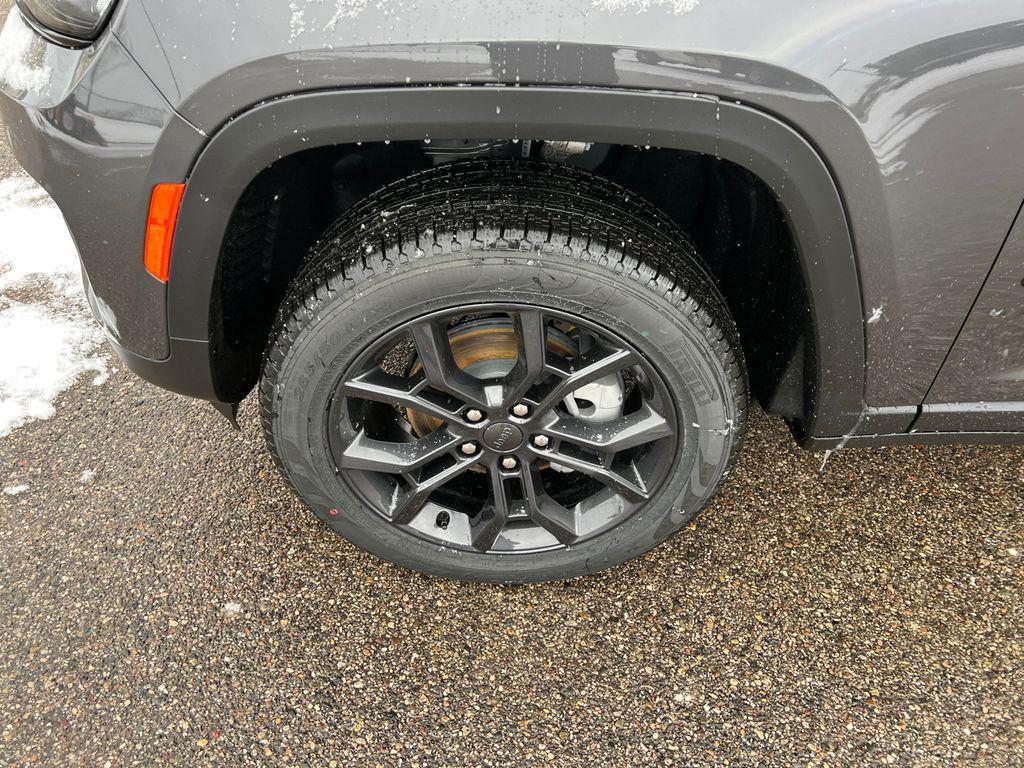 new 2025 Jeep Grand Cherokee car