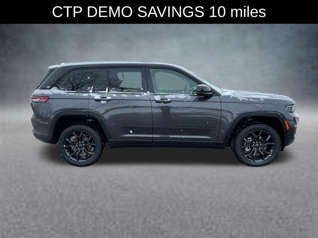 new 2025 Jeep Grand Cherokee car