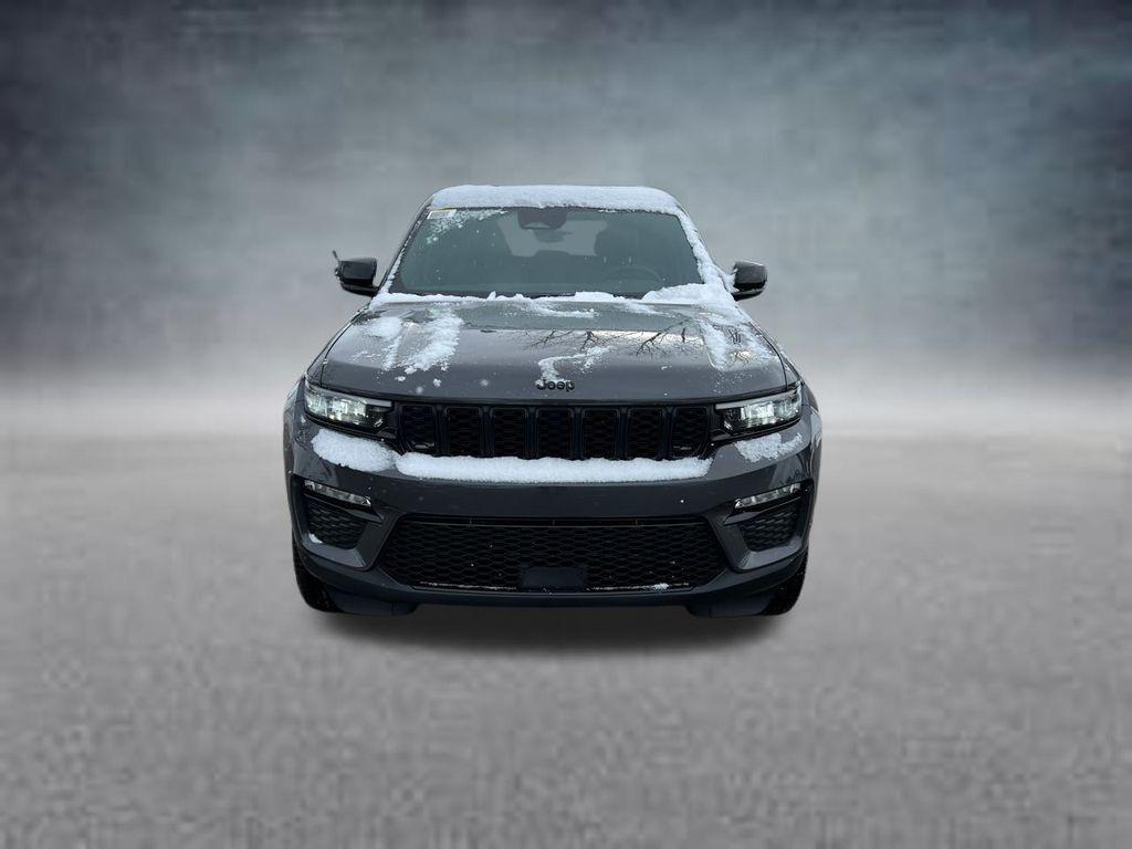 new 2025 Jeep Grand Cherokee car