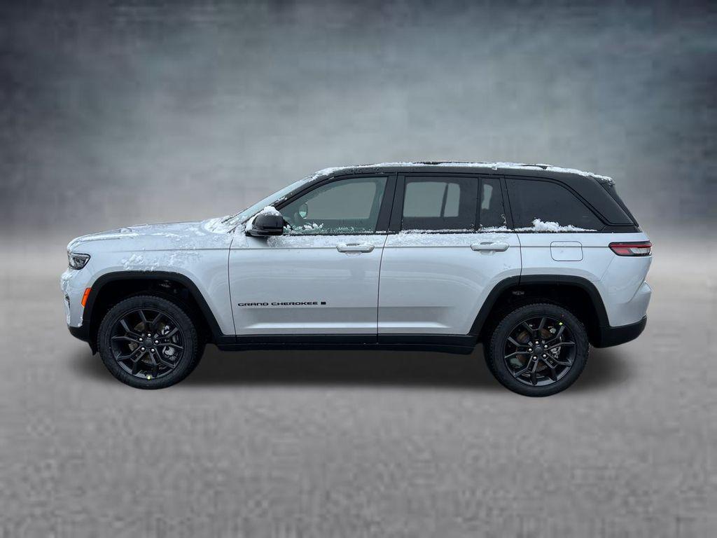new 2025 Jeep Grand Cherokee car