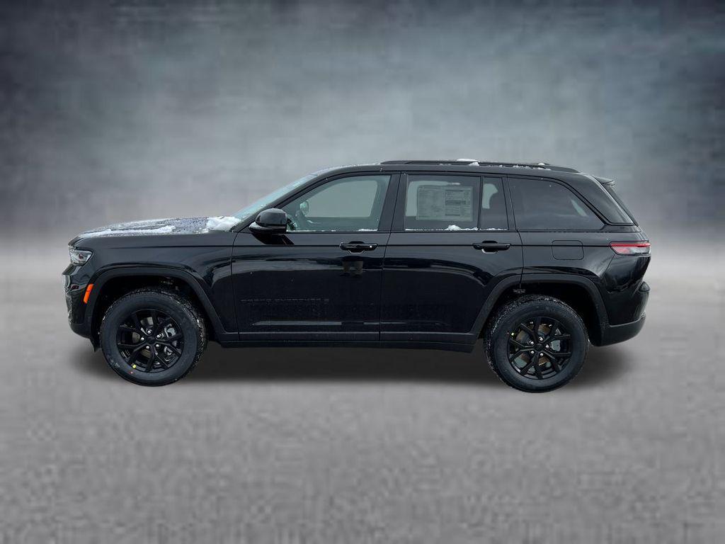new 2025 Jeep Grand Cherokee car, priced at $39,431