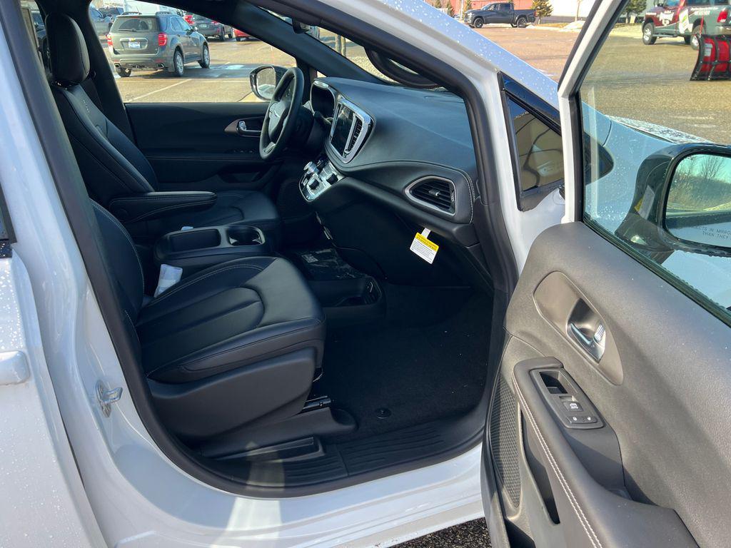 new 2026 Chrysler Pacifica car, priced at $41,210