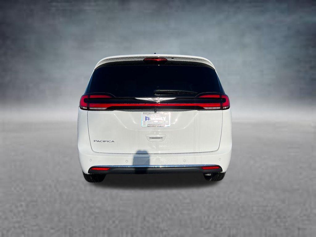 new 2026 Chrysler Pacifica car, priced at $39,041