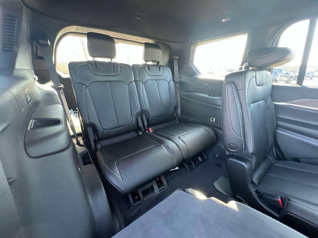 new 2026 Jeep Grand Cherokee L car, priced at $43,226