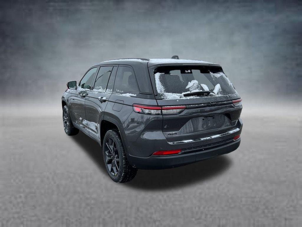 new 2025 Jeep Grand Cherokee car