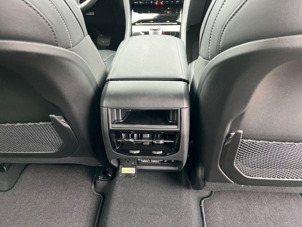 new 2025 Jeep Grand Cherokee car