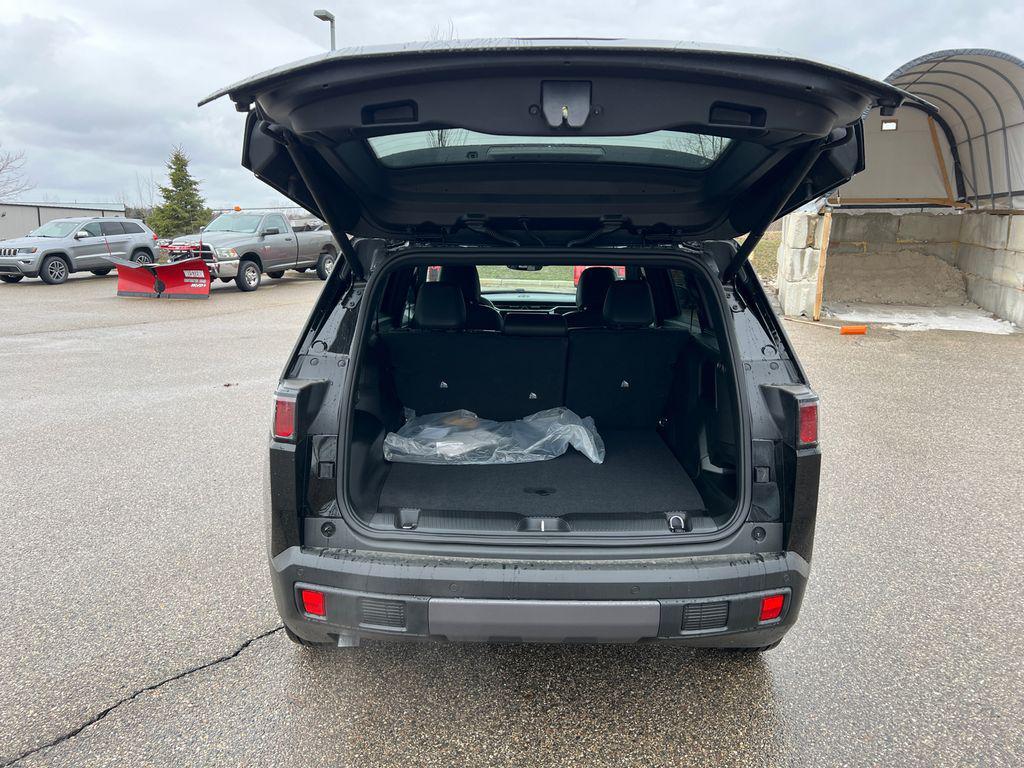 new 2026 Jeep Cherokee car, priced at $39,154