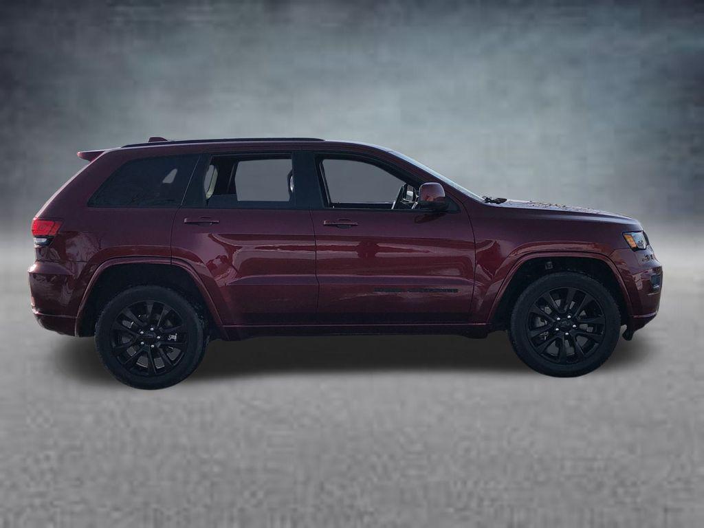 used 2021 Jeep Grand Cherokee car, priced at $18,556