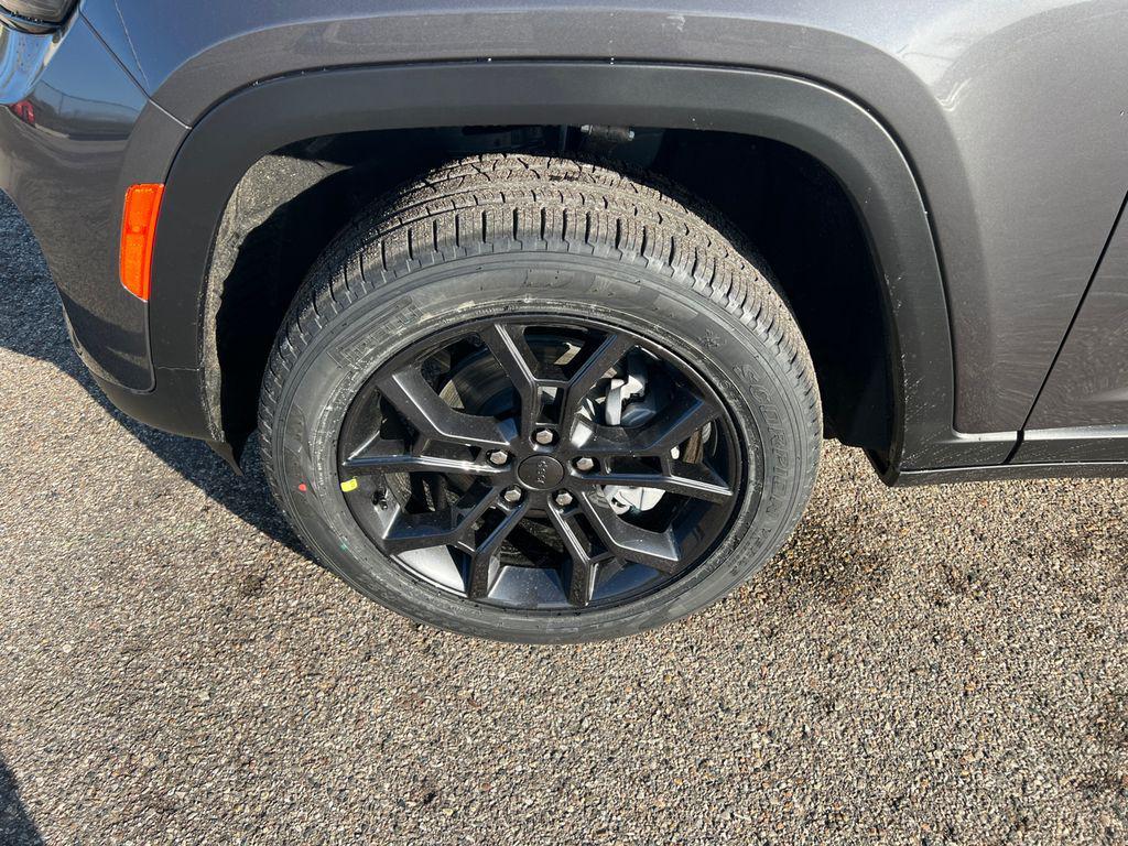 new 2025 Jeep Grand Cherokee car